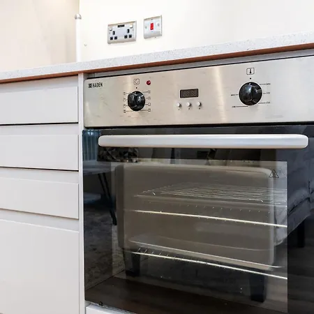 Apartment 2 Beds Sleeps 4 -